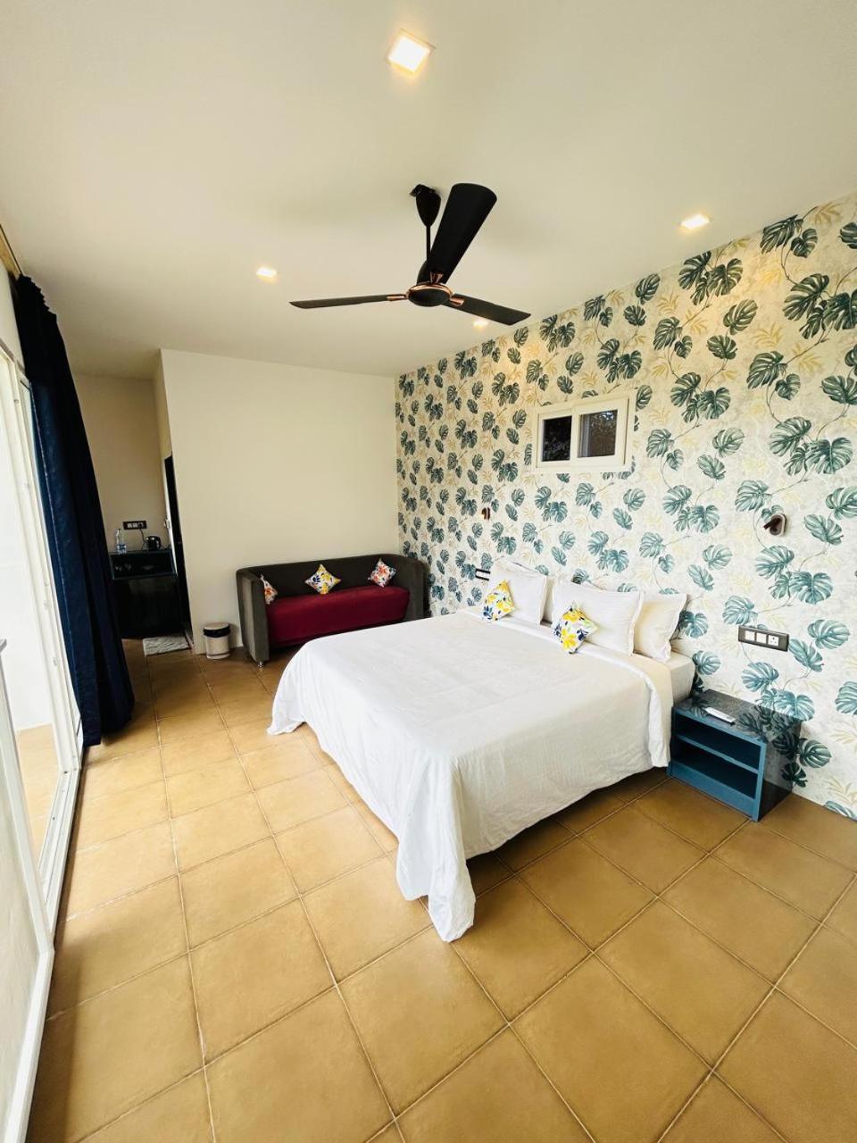 Hotel Stone Hills Nandigunda Esterno foto